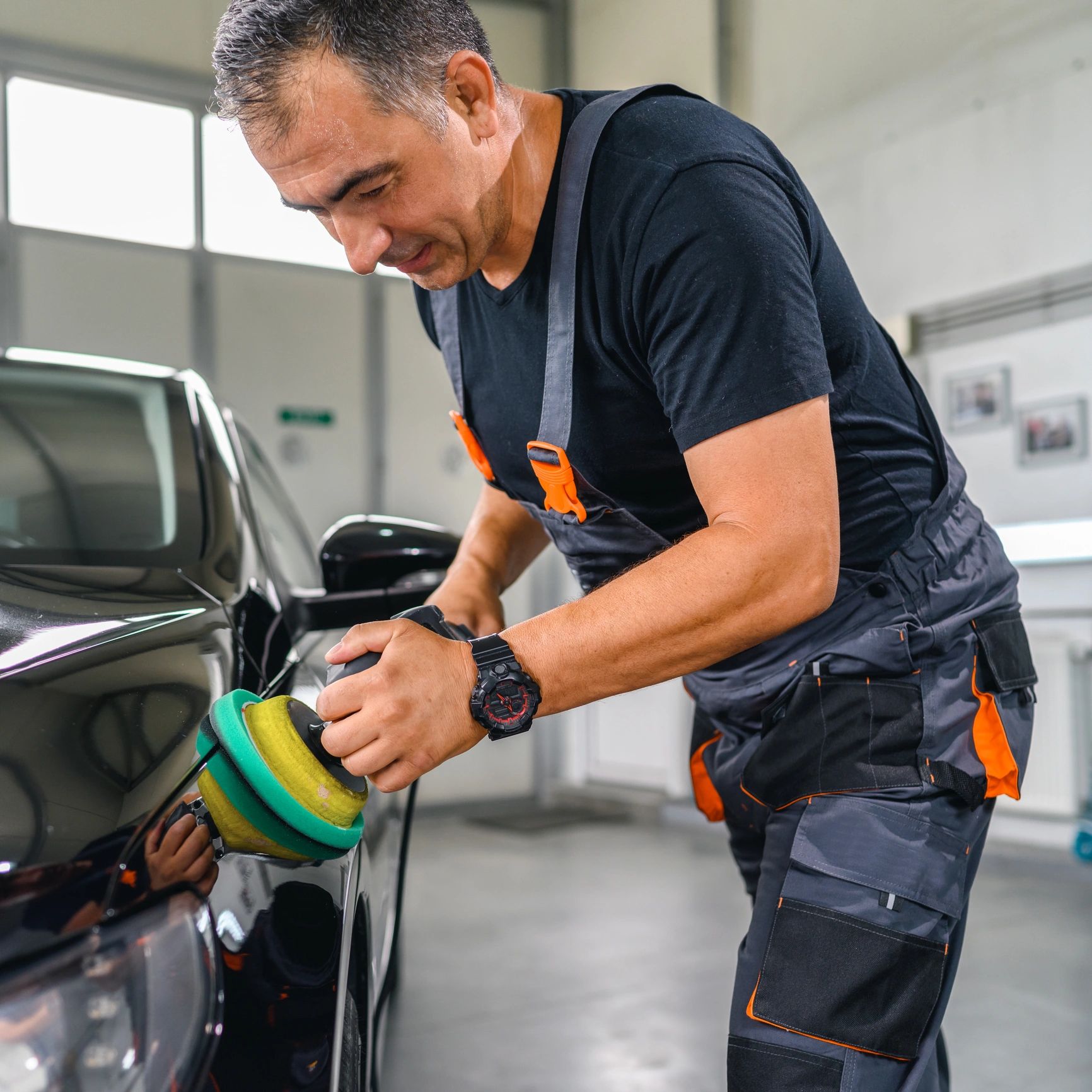 Car detailing polishing